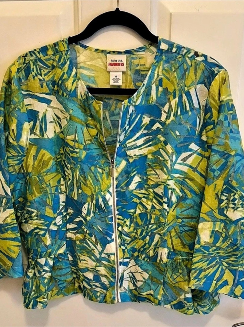 Ruby Rd. Favorites. Abstract Print Zip Jacket Blue & Green Size 16 Like New